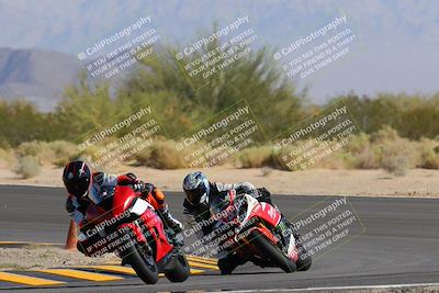 media/Oct-08-2022-SoCal Trackdays (Sat) [[1fc3beec89]]/Turn 10 (945am)/